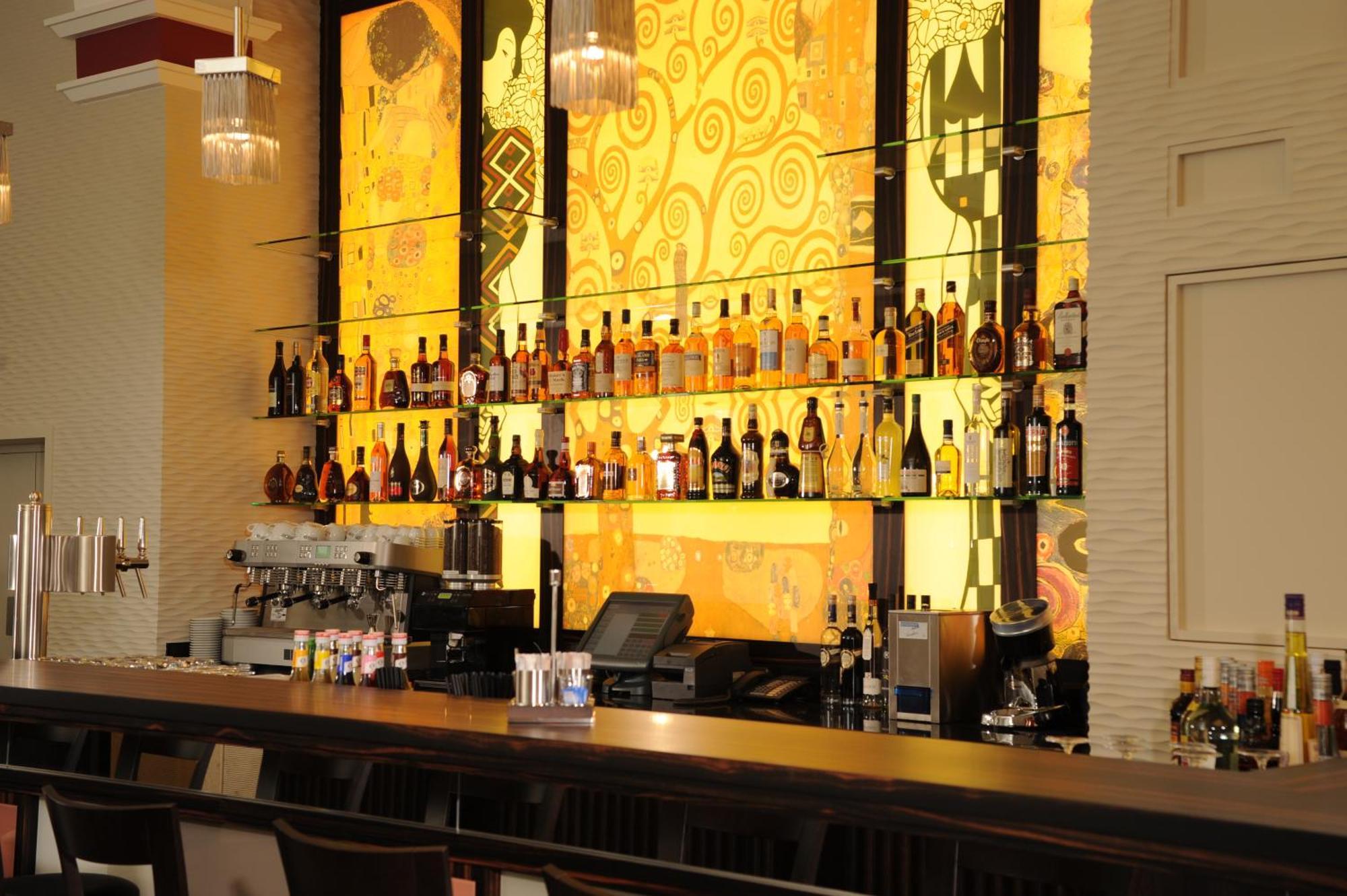 Hotel Torbraeu Munich Exterior photo